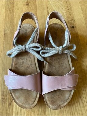 TAOS pink leather ankle tie sandals. Quality comfort shoes that look stylish!